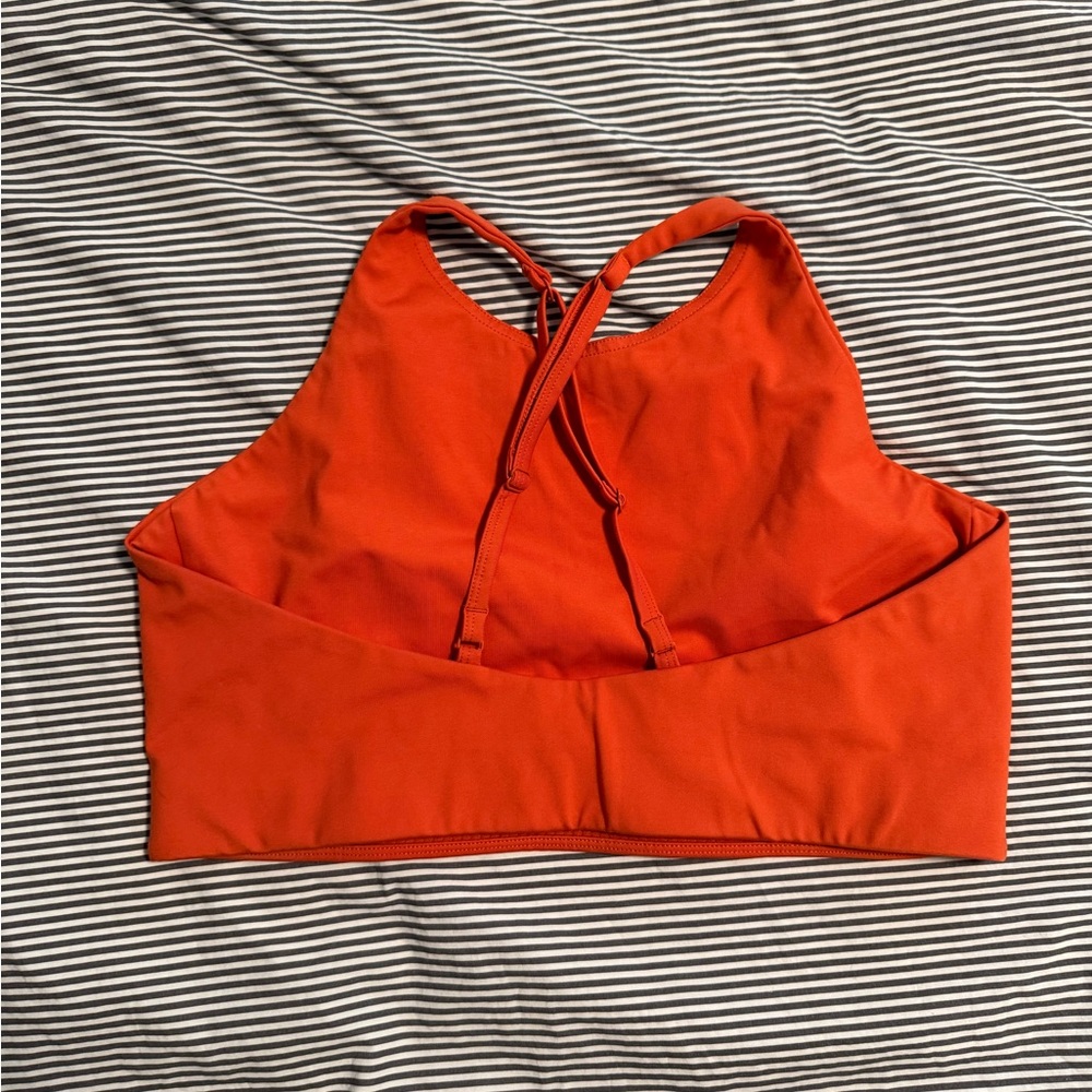 Girlfriend Collective halter bra - Picture 2 of 3
